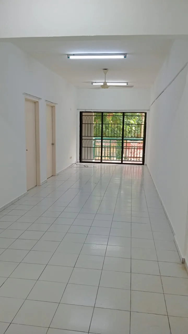 2nd Floor 3-Bedroom Apartment at Prima Bayu for Rent