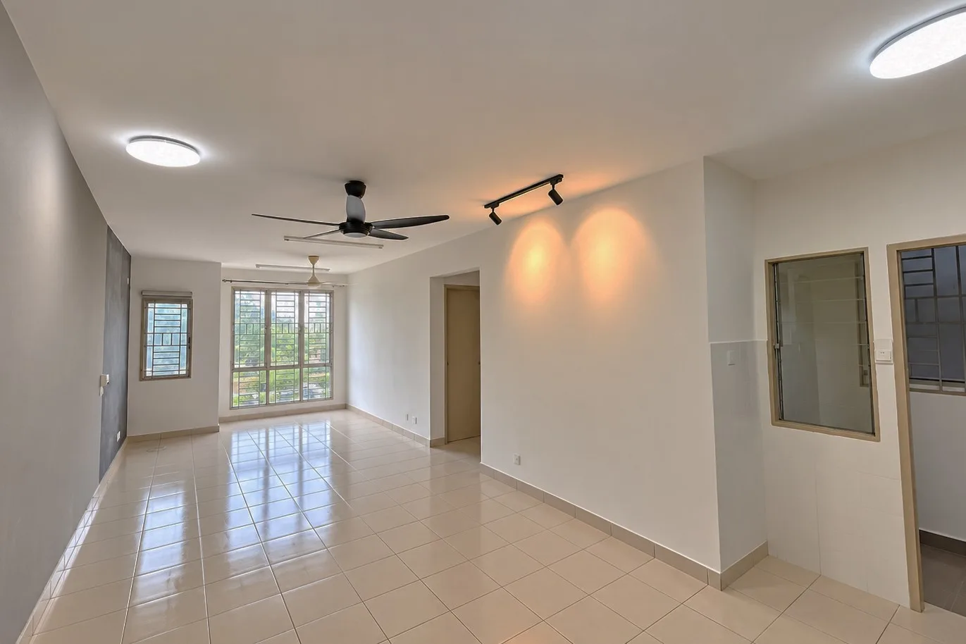 3R2B Condo @ Seri Baiduri, Setia Alam