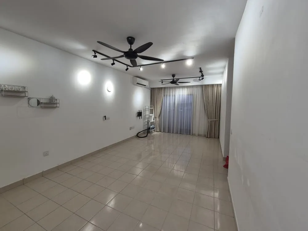 Serunai Apartment, Bandar Bukit Raja, Selangor