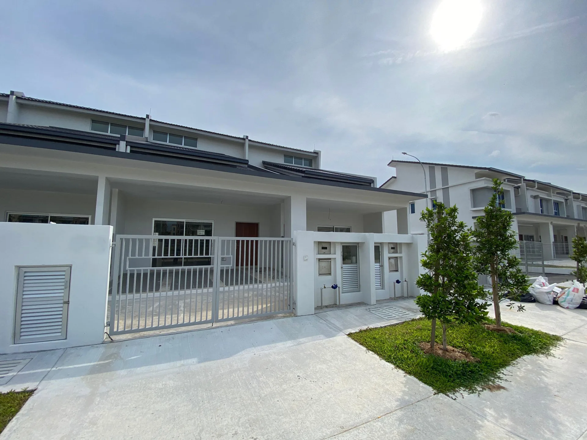 3R3B Terrace House @ Laelia 1, Bayuemas, Klang